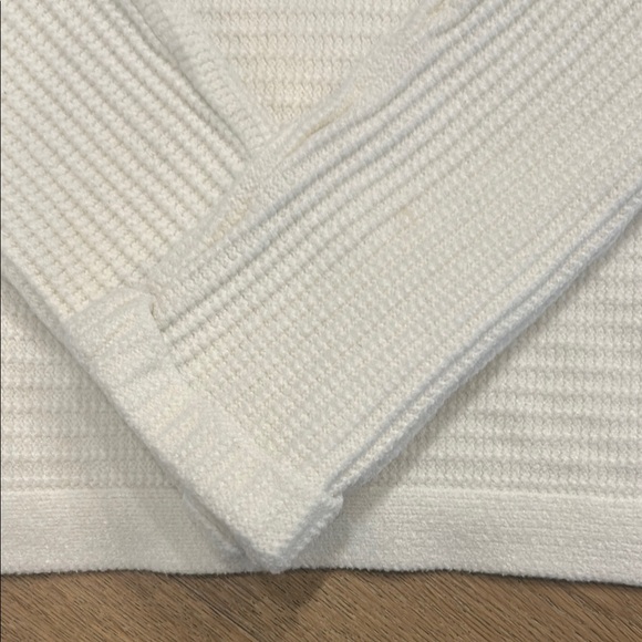 Tahari White Crew Neck Sweater - Picture 3 of 5